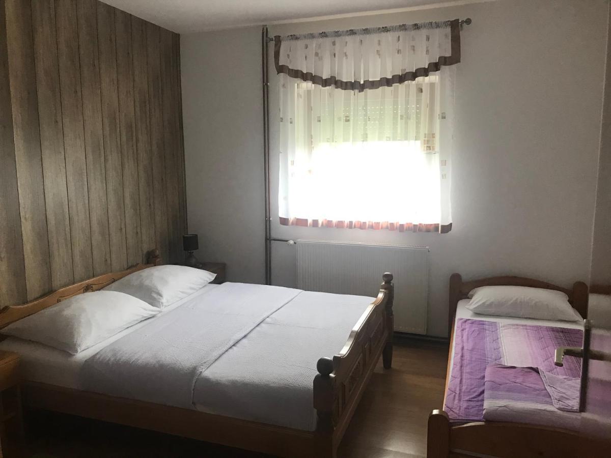 Apartments Renata Смолянац Экстерьер фото