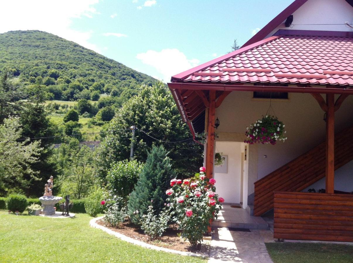 Apartments Renata Смолянац Экстерьер фото